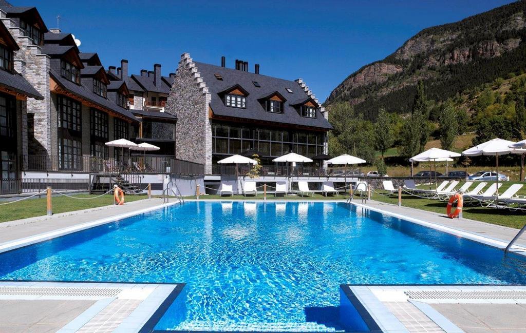 Hotel HG Aramón Cerler Exterior foto