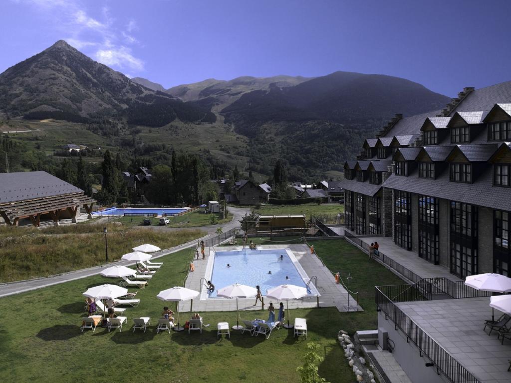 Hotel HG Aramón Cerler Exterior foto